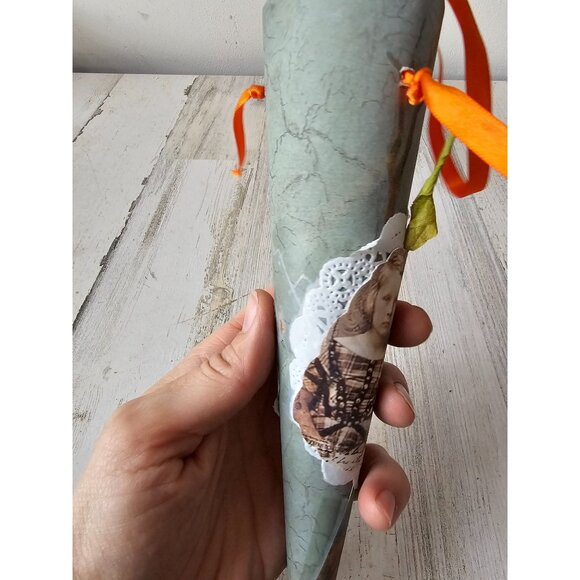 Victoria and cornucopia flower orange paper girl cat‎ decor ribbon - Picture 3 of 6